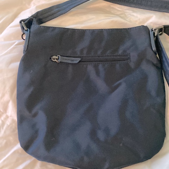 Navy blue nylon roots crossbody - Picture 3 of 8